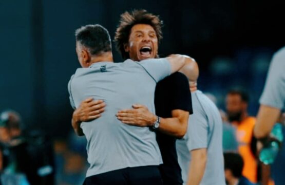 antonio-conte_nella_partita-napoli-bologna_