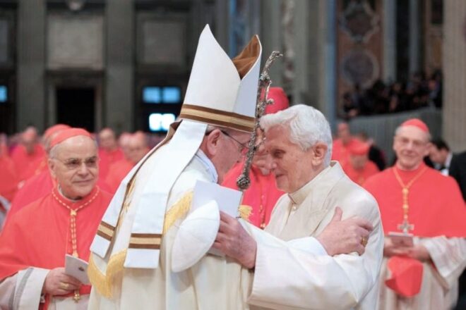 bergoglio-ratzinger_